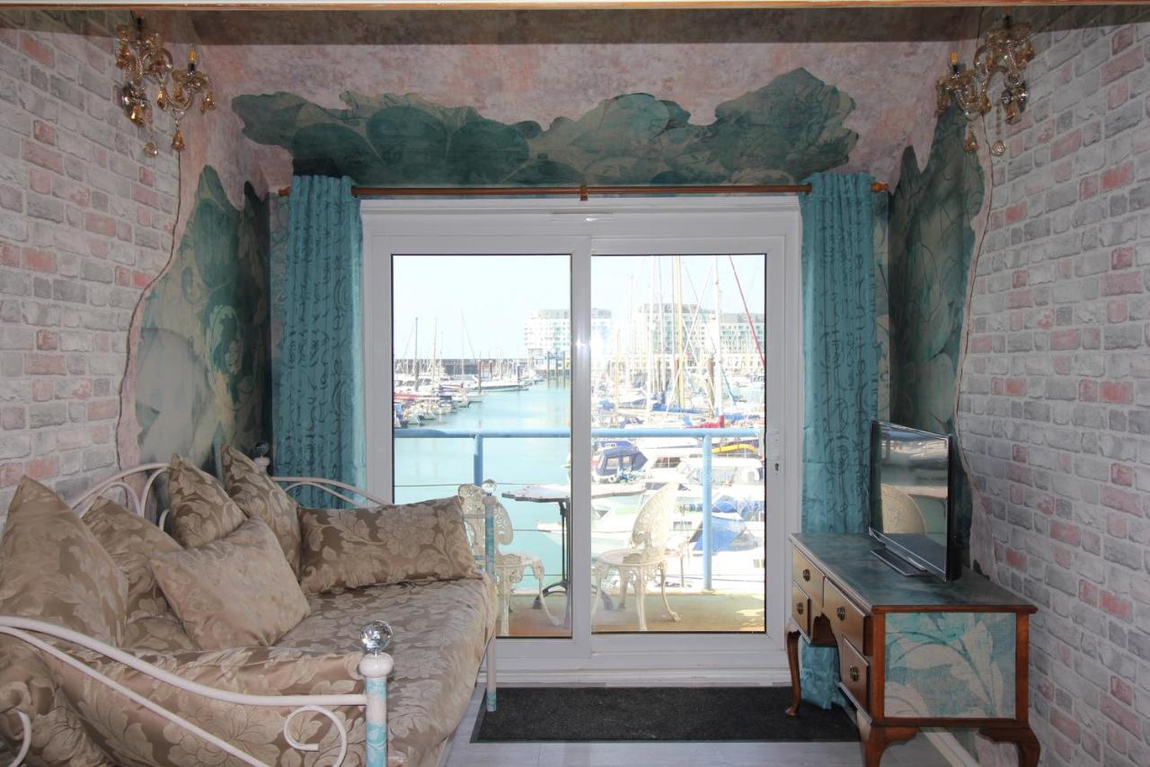 Unique, Loft-Style Apartment With Fantastic Brighton Marina Views 外观 照片