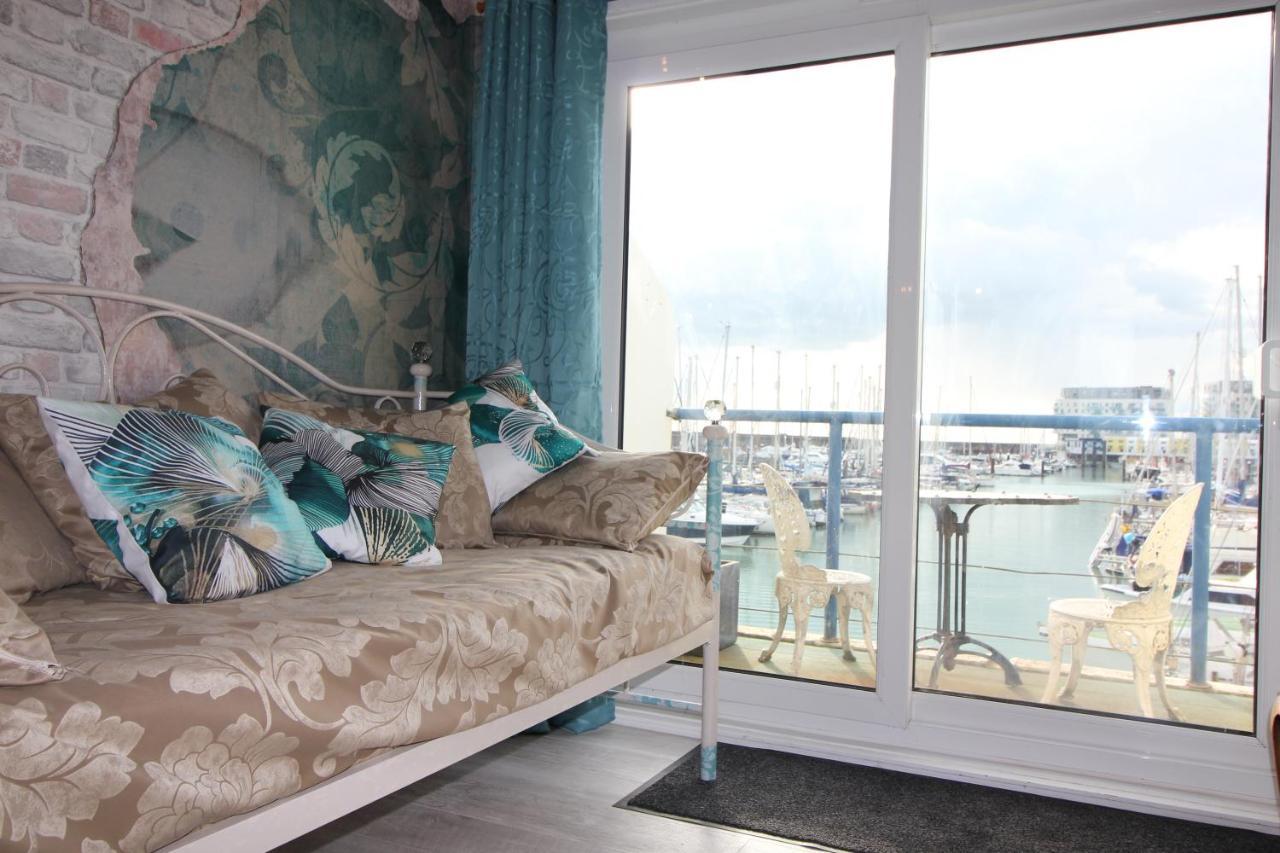 Unique, Loft-Style Apartment With Fantastic Brighton Marina Views 外观 照片